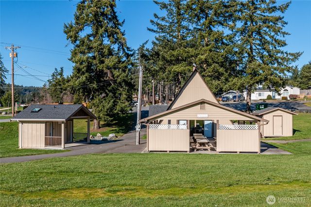 310 Prestwick Drive, Camano Island, WA 98282