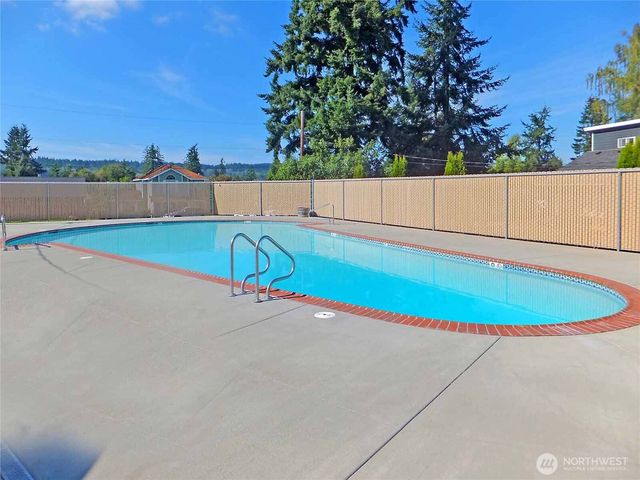 310 Prestwick Drive, Camano Island, WA 98282