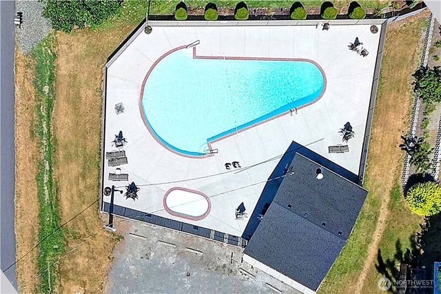 310 Prestwick Drive, Camano Island, WA 98282