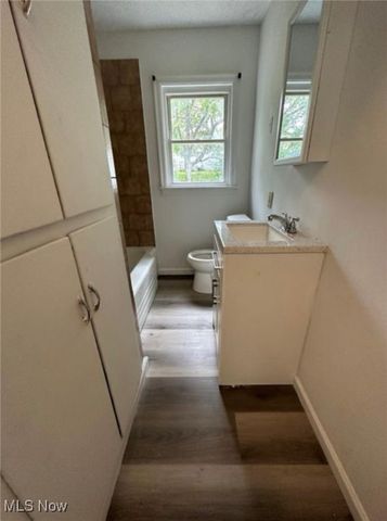 1257 Greenwood Avenue, Akron, OH 44320