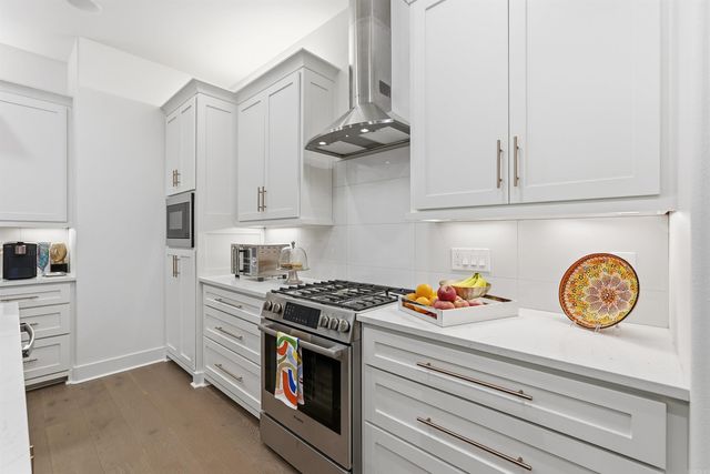 101 Mergeron Court, Little Rock, AR 72212