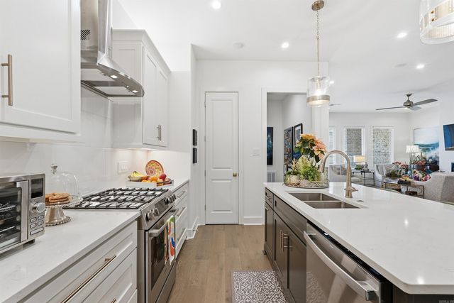 101 Mergeron Court, Little Rock, AR 72212