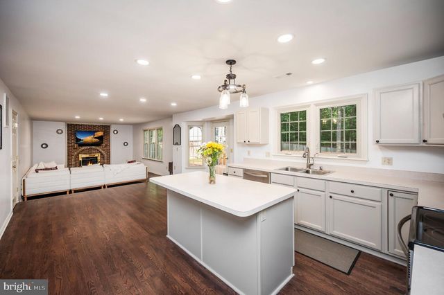2011 VICTORIA DR, Stafford, VA 22554