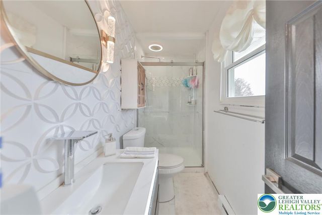 422 Belvidere Street, Nazareth Boro, PA 18064