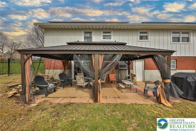 422 Belvidere Street, Nazareth Boro, PA 18064