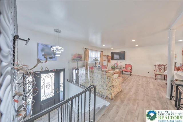 422 Belvidere Street, Nazareth Boro, PA 18064