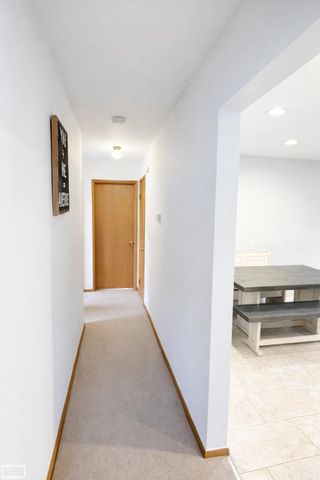 27738 Roan Avenue, Warren, MI 48093