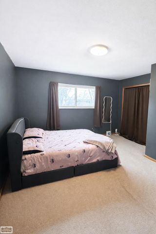 27738 Roan Avenue, Warren, MI 48093