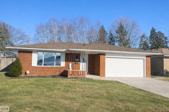 27738 Roan Avenue, Warren, MI 48093