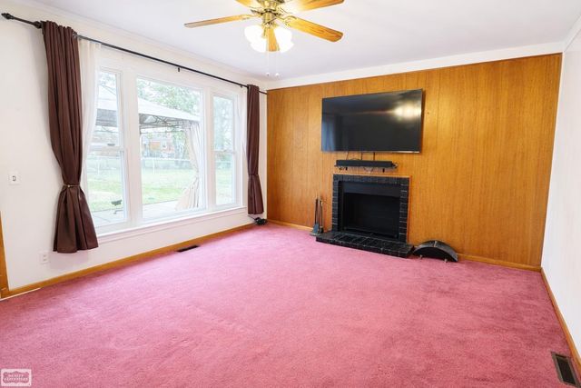 27738 Roan Avenue, Warren, MI 48093