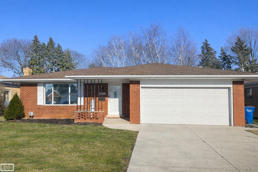 27738 Roan Avenue, Warren, MI 48093