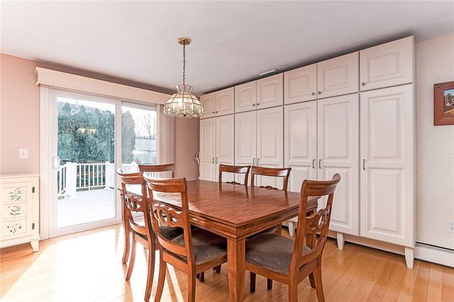 102 Moccasin Trail, Cranston, RI 02921