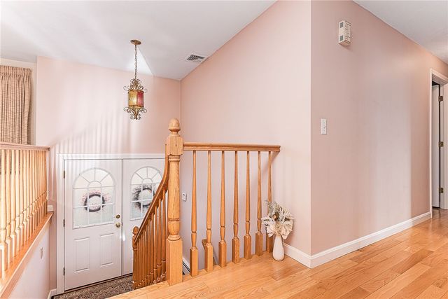 102 Moccasin Trail, Cranston, RI 02921