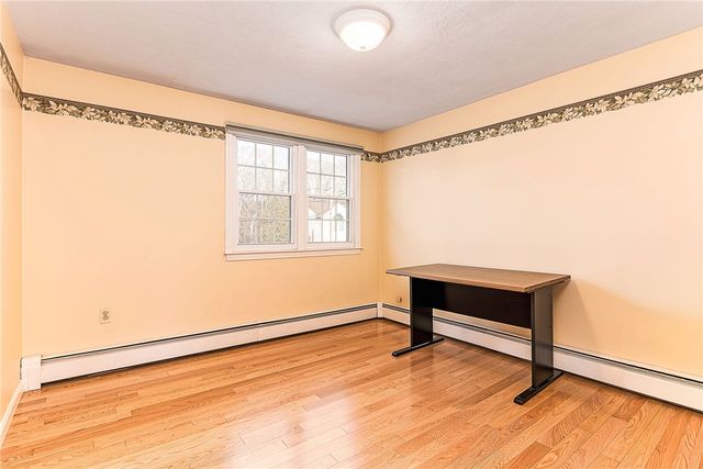 102 Moccasin Trail, Cranston, RI 02921