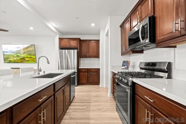 1708 Silverberry, Oceanside, CA 92056