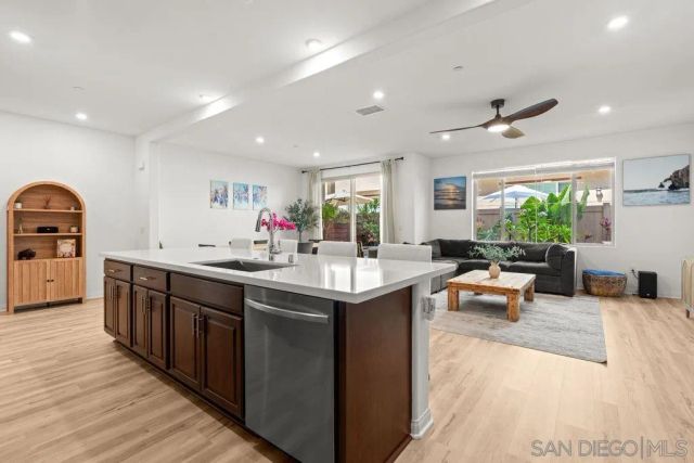 1708 Silverberry, Oceanside, CA 92056