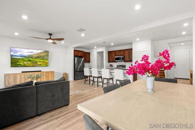 1708 Silverberry, Oceanside, CA 92056