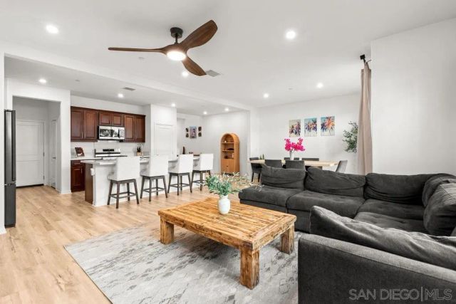 1708 Silverberry, Oceanside, CA 92056