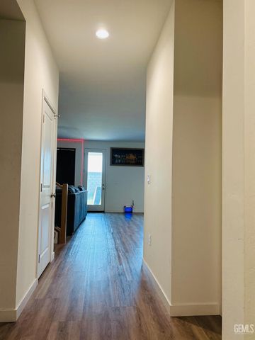 8410 Avon Street, Bakersfield, CA 93314