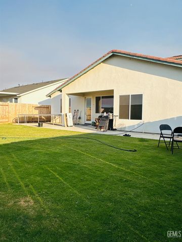 8410 Avon Street, Bakersfield, CA 93314