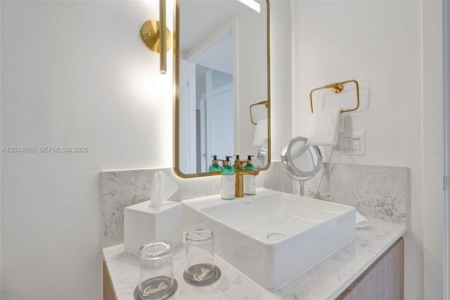 159 NE 6th Street 3916, Miami, FL 33132