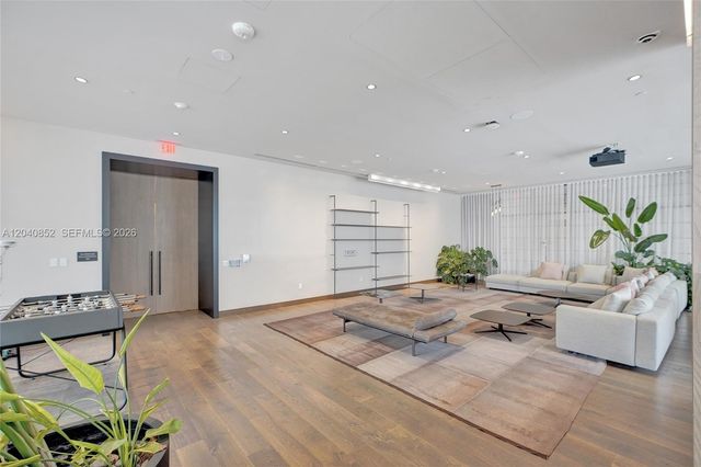 159 NE 6th Street 3916, Miami, FL 33132