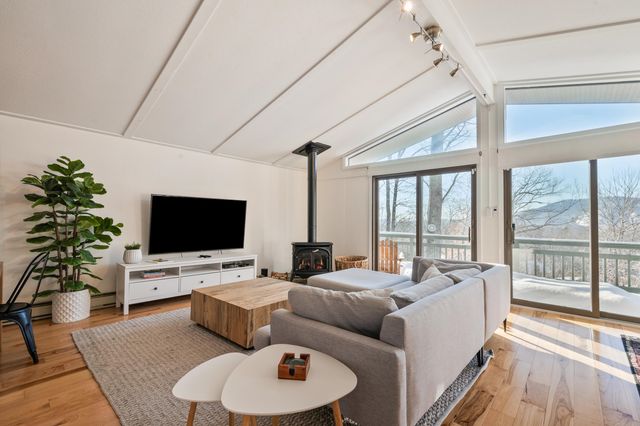 104 Alpstrausse Road, Bartlett, NH 03845