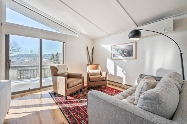 104 Alpstrausse Road, Bartlett, NH 03845