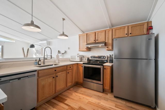 104 Alpstrausse Road, Bartlett, NH 03845