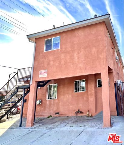 711 W 90th Street, Los Angeles, CA 90044