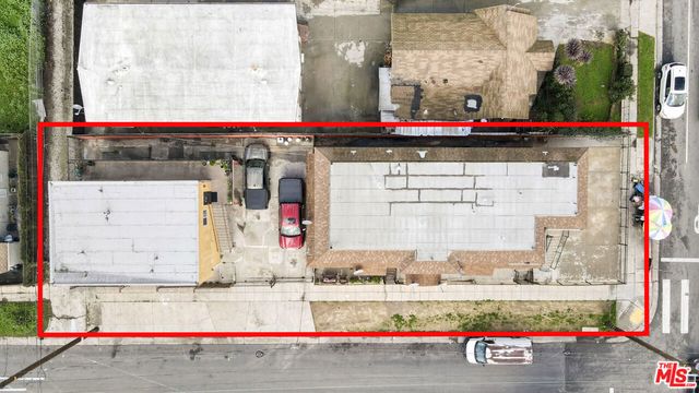 711 W 90th Street, Los Angeles, CA 90044