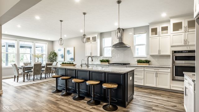 14850 Legacy Oaks Drive, Carmel, IN 46032