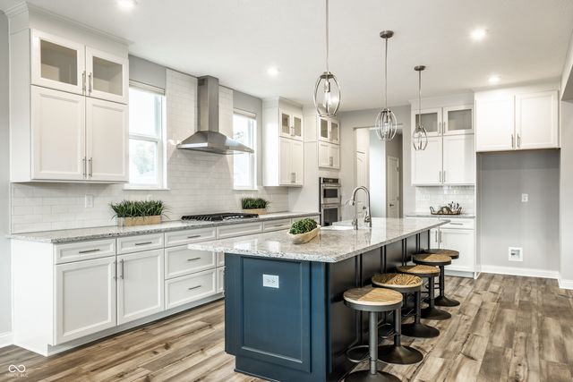 14850 Legacy Oaks Drive, Carmel, IN 46032