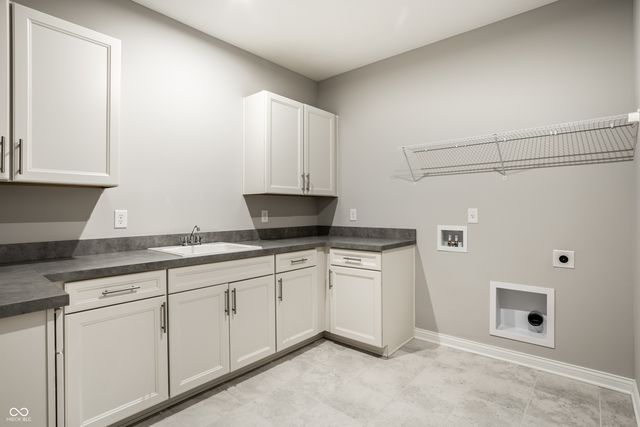 14850 Legacy Oaks Drive, Carmel, IN 46032