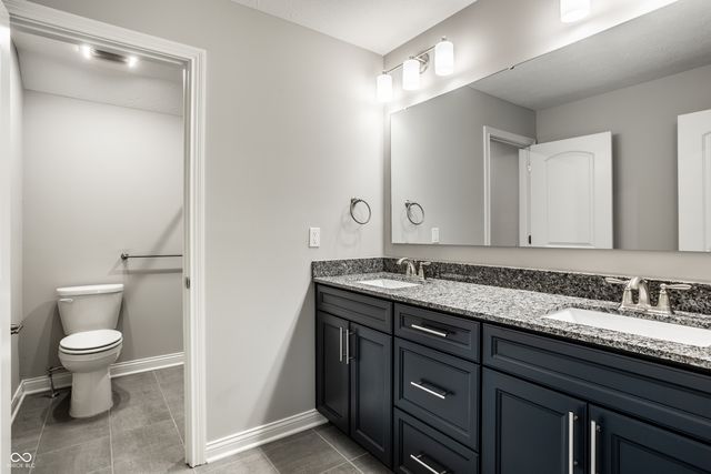 14850 Legacy Oaks Drive, Carmel, IN 46032