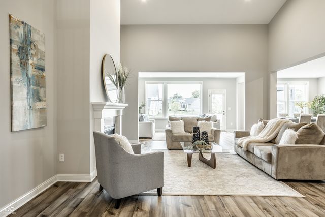 14850 Legacy Oaks Drive, Carmel, IN 46032