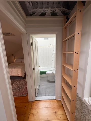 61 Otis St 3, Cambridge, MA 02141