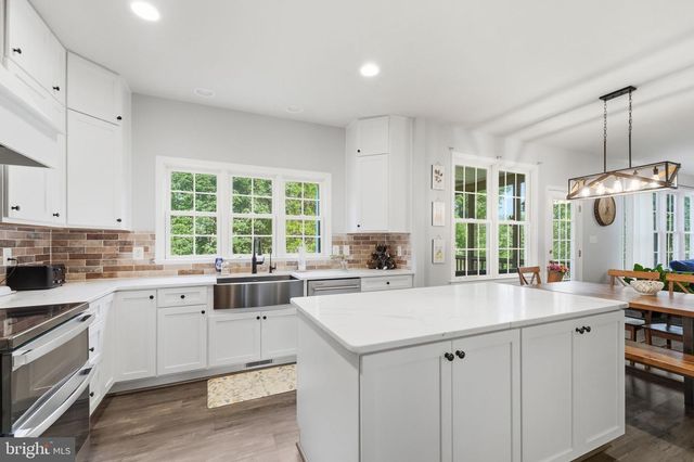 16219 BELLEVUE DR, Culpeper, VA 22701