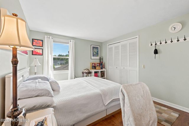 53 Maxwell Lane, Manalapan, NJ 07726