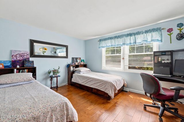 53 Maxwell Lane, Manalapan, NJ 07726