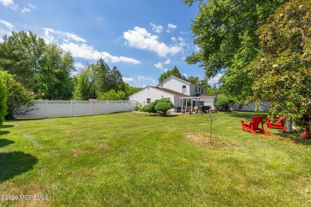 53 Maxwell Lane, Manalapan, NJ 07726
