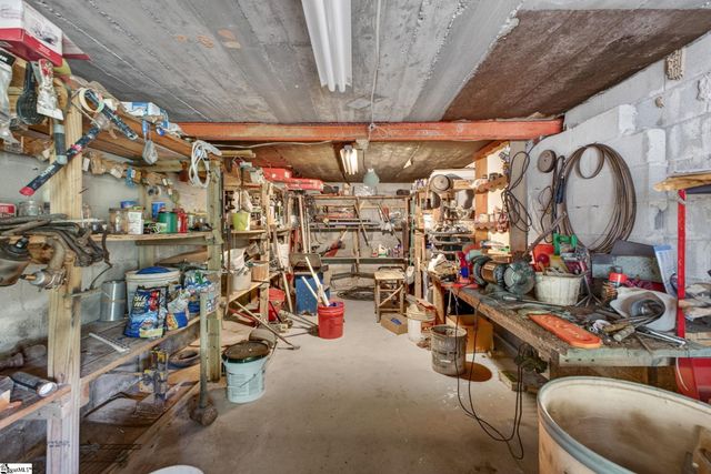 1310 Camp Creek Road, Taylors, SC 29687