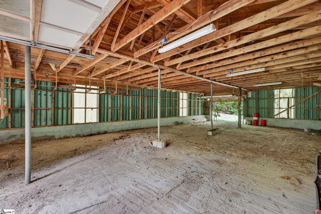 1310 Camp Creek Road, Taylors, SC 29687