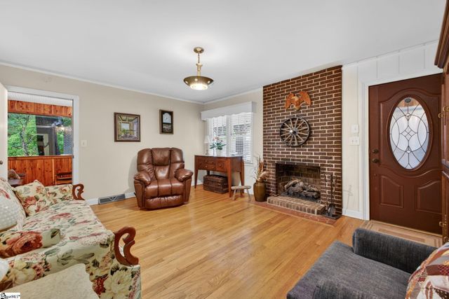 1310 Camp Creek Road, Taylors, SC 29687