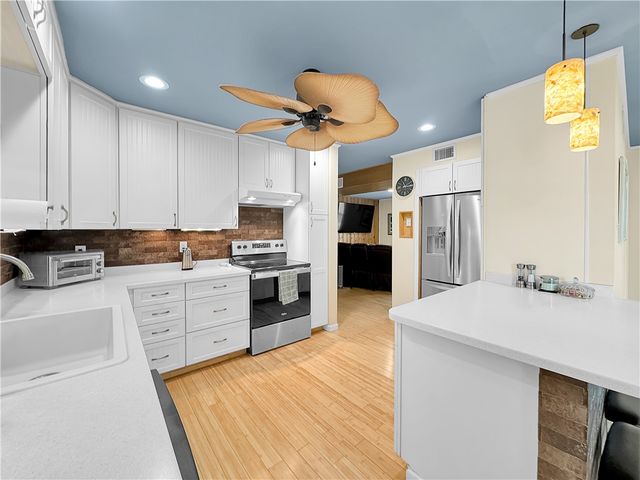 9443 Up River, Corpus Christi, TX 78410
