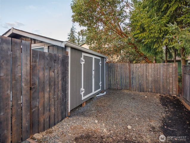 90 E Treewater Place, Shelton, WA 98584