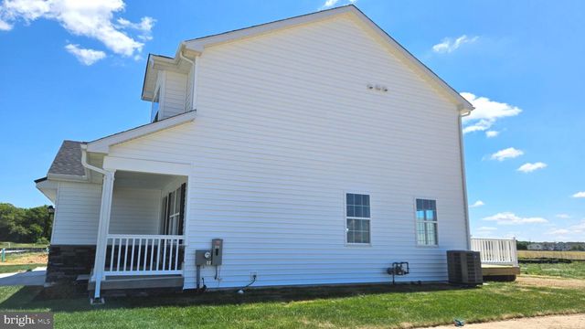 235 DOYLESTOWN RD, Smyrna, DE 19977