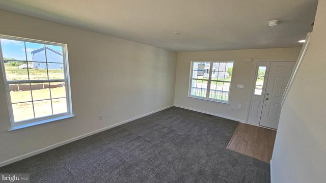 235 DOYLESTOWN RD, Smyrna, DE 19977