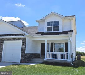 235 DOYLESTOWN RD, Smyrna, DE 19977