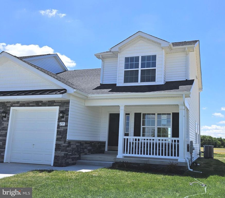 235 DOYLESTOWN RD, Smyrna, DE 19977